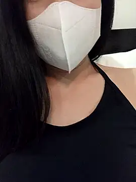 Snapshot of Xoainon-122 chatting on 12-15-25, 05:57 Xoainon-122 online show from 12-15-25, 05:57