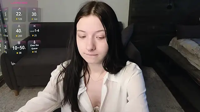 Snapshot of AlicePowells chatting on 05-11-26, 07:10 AlicePowells online show from 05-11-26, 07:10