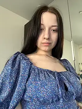 Snapshot of AlicePowells chatting on 06-01-26, 11:10 AlicePowells online show from 06-01-26, 11:10