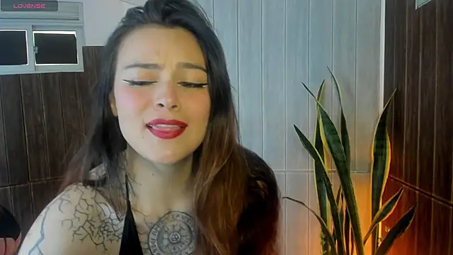 Adelaindiamond  online show from 03-03-26, 12:12