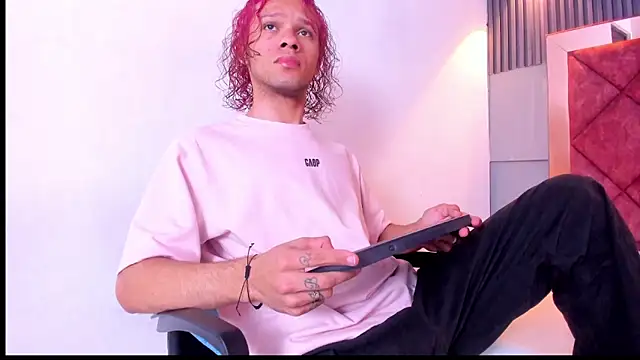 TAYSON SCOTT online show from 12-17-25, 12:10