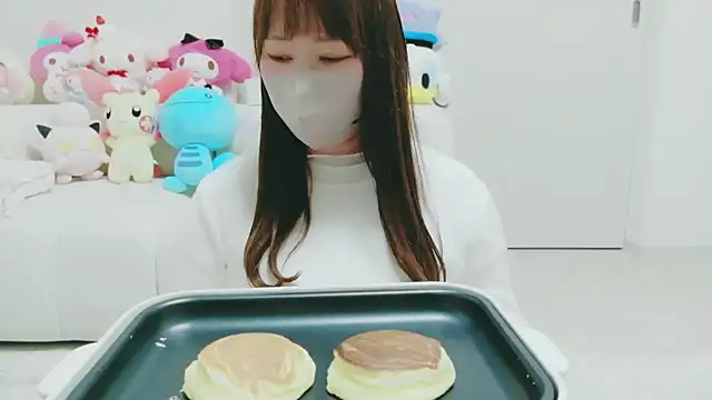 yuyuchan   online show from 03-07-26, 10:32