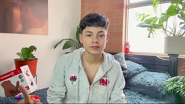 Andy Belier23 online show from 03-11-26, 07:52