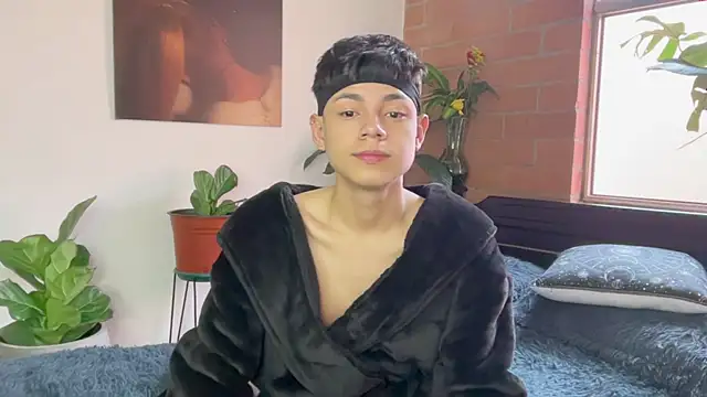 Andy Belier23 online show from 03-04-26, 01:52