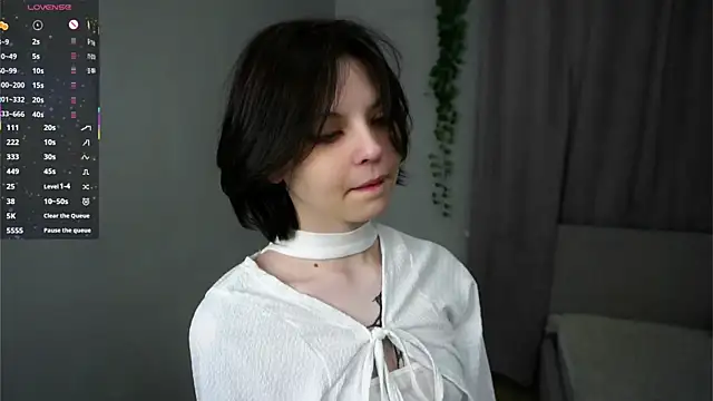 Snapshot of SharylOrbin chatting on 01-13-26, 08:13 SharylOrbin online show from 01-13-26, 08:13