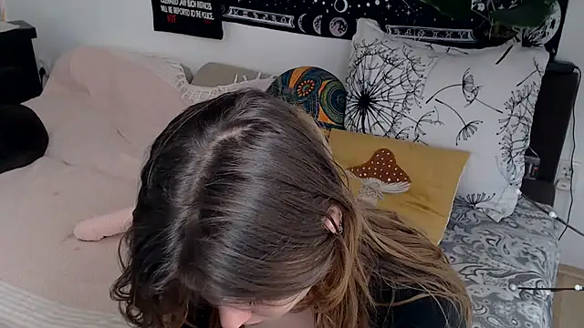 AlienforTwenty online show from 03-09-26, 01:25