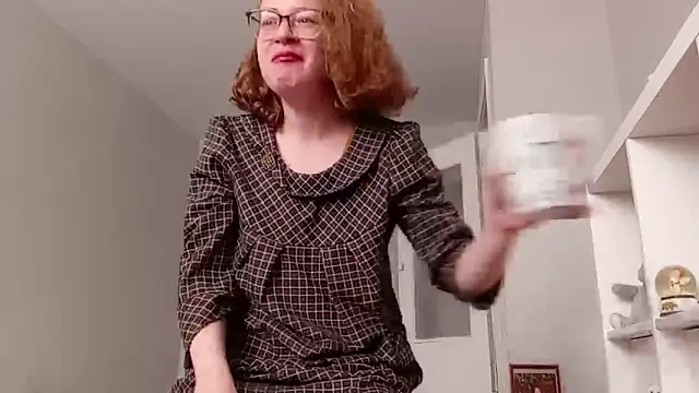 Snapshot of Alice_newhome chatting on 04-30-26, 08:32 Alice newhome online show from 04-30-26, 08:32