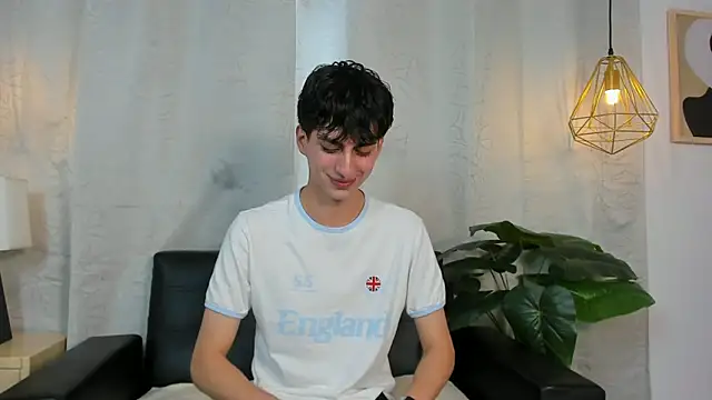 Snapshot of Martin_Williams chatting on 03-25-26, 09:03 Martin Williams online show from 03-25-26, 09:03