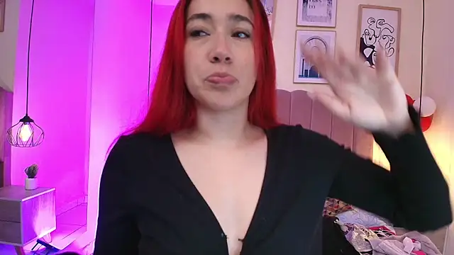Snapshot of Celestee15_ chatting on 04-21-26, 11:17 Celestee15 online show from 04-21-26, 11:17