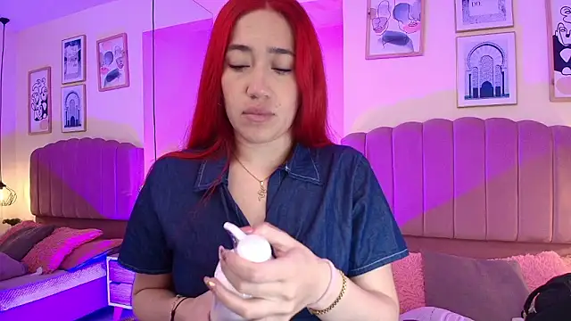 Celestee15  online show from 02-03-26, 11:37