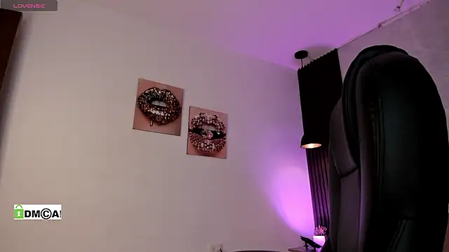 Snapshot of Perla_dixon chatting on 01-18-26, 07:39 Perla dixon online show from 01-18-26, 07:39