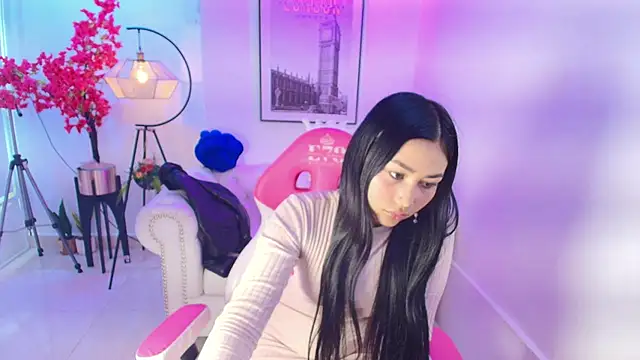 Snapshot of Carolina_cherry chatting on 01-15-26, 11:46 Carolina cherry online show from 01-15-26, 11:46