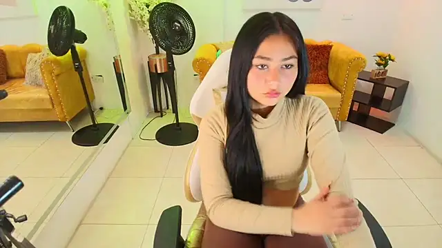 Carolina cherry online show from 04-07-26, 12:40