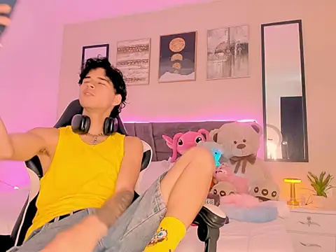 back thomson online show from 02-22-26, 07:26