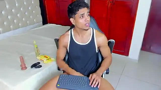 Dustyn Michelle1 online show from 03-31-26, 10:01