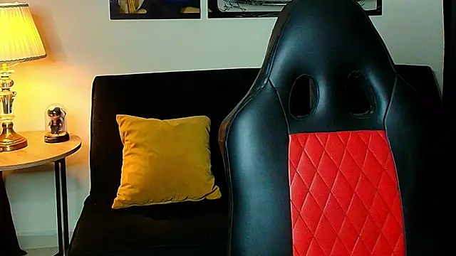 Dustyn Michelle1 online show from 04-09-26, 12:00