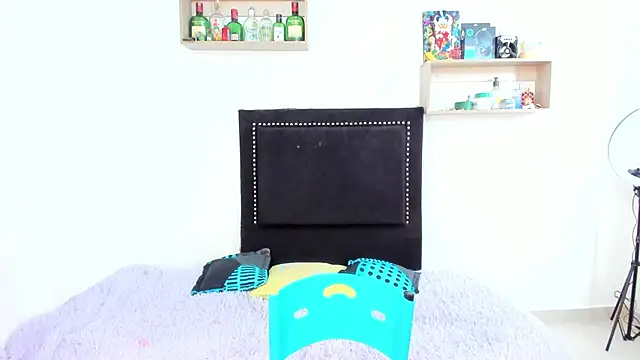 Nico Nocturne online show from 01-08-26, 04:13