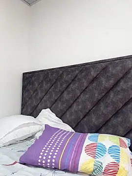 MMia 18 online show from 03-13-26, 10:37