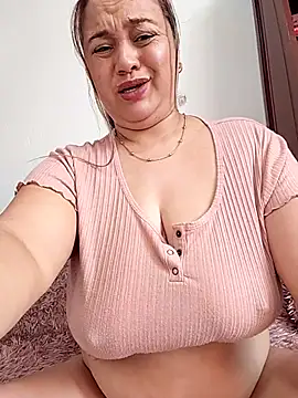 MMia 18 online show from 12-20-25, 01:03