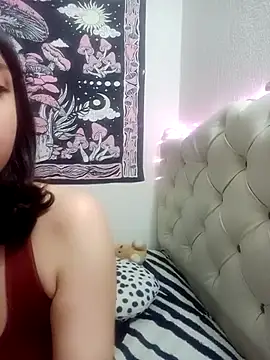 Snapshot of Lia_whitexxx chatting on 04-19-26, 01:28 Lia whitexxx online show from 04-19-26, 01:28