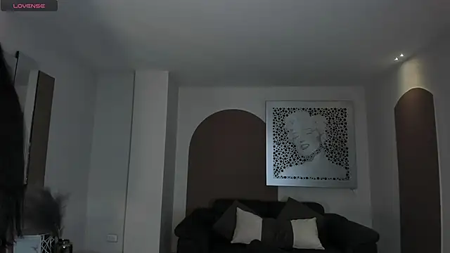 Snapshot of ValeriaRossi_ chatting on 02-10-26, 12:26 ValeriaRossi online show from 02-10-26, 12:26