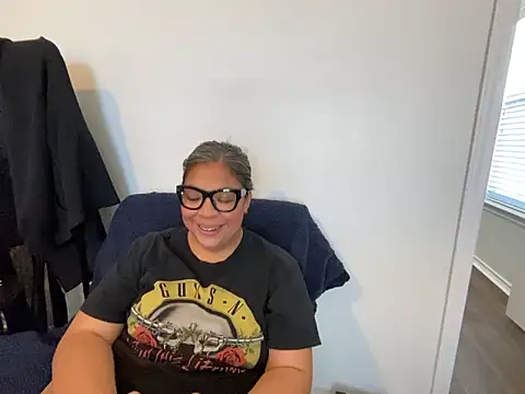 BettyWhispers online show from 01-18-26, 06:00