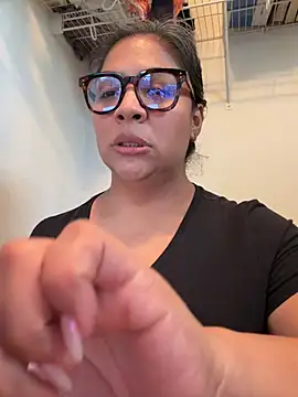 BettyWhispers online show from 02-15-26, 07:57