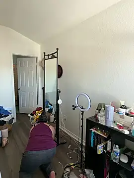 BettyWhispers online show from 02-24-26, 03:24