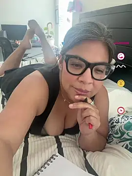 BettyWhispers online show from 06-22-26, 08:50