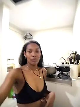 Shaara bloommy online show from 12-19-25, 06:27