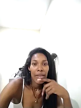 Shaara bloommy online show from 12-16-25, 04:50