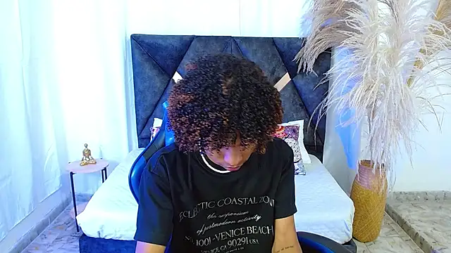 Snapshot of angelll18_ chatting on 02-04-26, 08:26 angelll18 online show from 02-04-26, 08:26