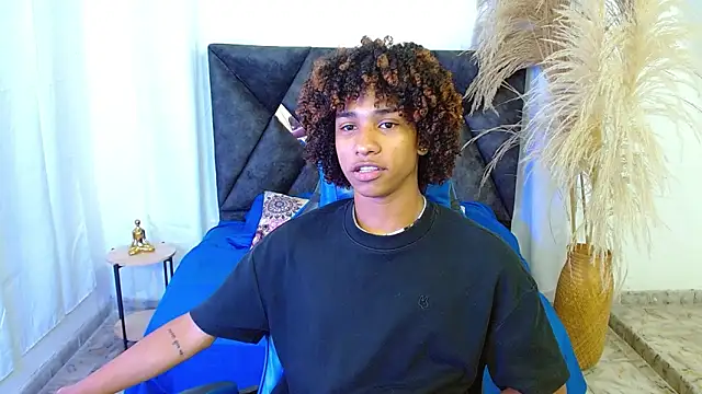 angelll18  online show from 03-20-26, 09:05