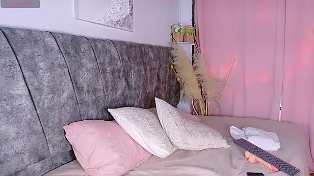 NanyMatrioska online show from 02-09-26, 08:07