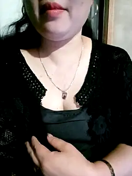 Dianna68 online show from 12-16-25, 11:36