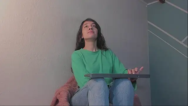 Lucy-Bluesea online show from 02-03-26, 12:32