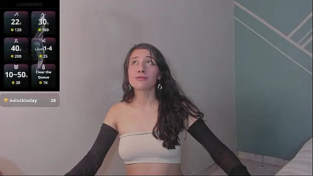 Snapshot of Lucy-Bluesea chatting on 01-14-26, 08:56 Lucy-Bluesea online show from 01-14-26, 08:56