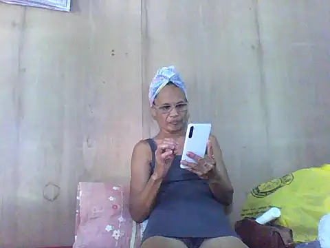 Petite elise online show from 04-11-26, 06:10