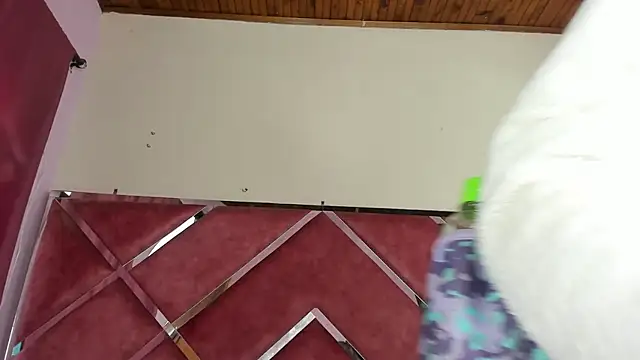 Snapshot of SolTully chatting on 04-06-26, 12:28 SolTully online show from 04-06-26, 12:28