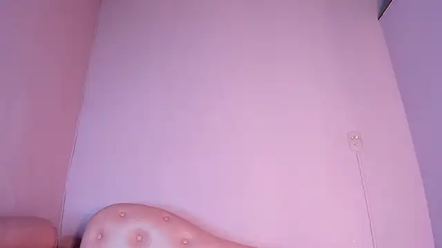 Snapshot of SolTully chatting on 02-05-26, 12:45 SolTully online show from 02-05-26, 12:45