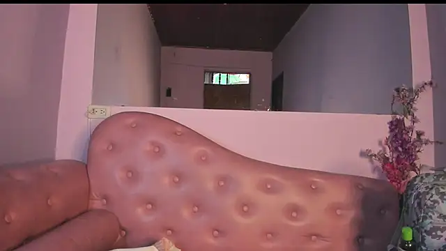 Snapshot of SolTully chatting on 01-19-26, 12:09 SolTully online show from 01-19-26, 12:09