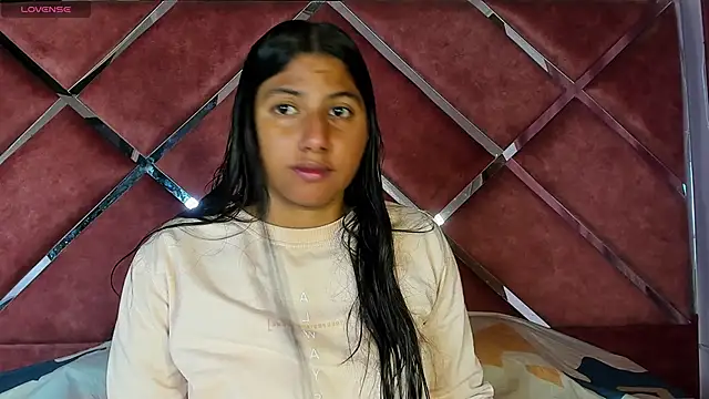 Snapshot of SolTully chatting on 04-16-26, 12:50 SolTully online show from 04-16-26, 12:50