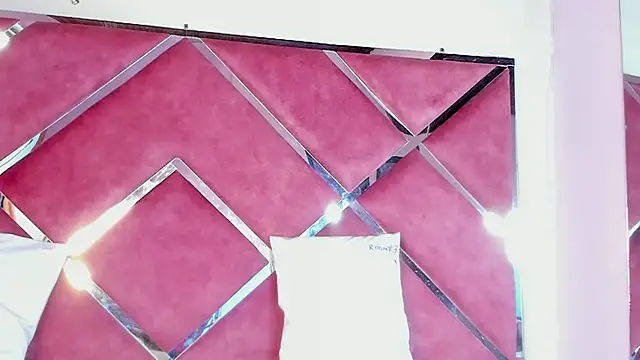 Snapshot of SolTully chatting on 03-29-26, 06:31 SolTully online show from 03-29-26, 06:31