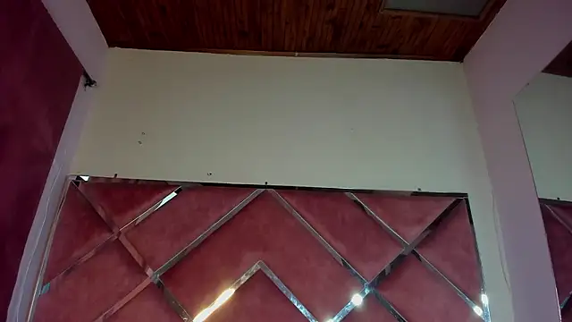 Snapshot of SolTully chatting on 03-26-26, 12:14 SolTully online show from 03-26-26, 12:14