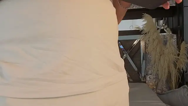 Snapshot of Chel_seth chatting on 01-06-26, 04:27 Chel seth online show from 01-06-26, 04:27