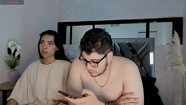 Snapshot of Chel_seth chatting on 12-18-25, 05:12 Chel seth online show from 12-18-25, 05:12