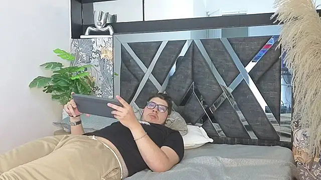 Snapshot of Chel_seth chatting on 01-07-26, 03:55 Chel seth online show from 01-07-26, 03:55