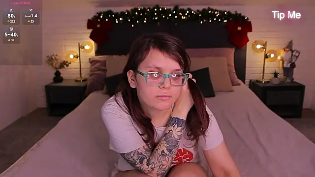 Ariell Mini online show from 01-31-26, 07:12