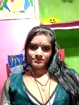 Snapshot of Punam_sekhavat chatting on 03-11-26, 03:28 Punam sekhavat online show from 03-11-26, 03:28
