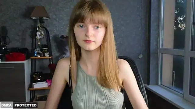 Snapshot of Miss_Alisa_ chatting on 06-20-26, 06:02 Miss Alisa online show from 06-20-26, 06:02